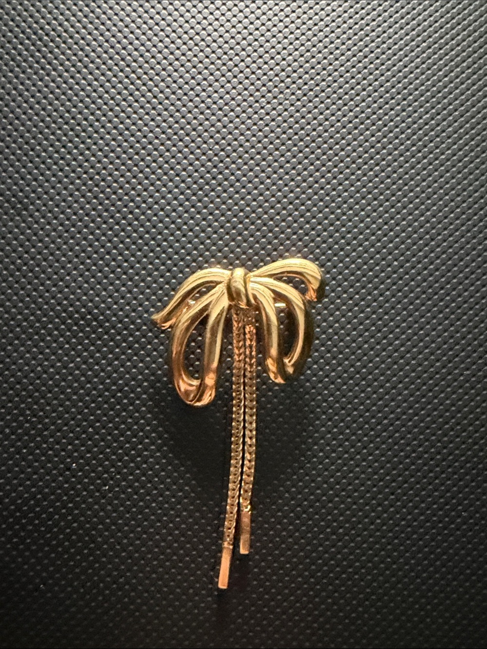 Monet vintage Gold Bow Tassel Brooch Pendant - Women Jewelry